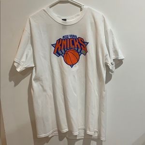 Men’s New York Knicks T-Shirt - Size Large